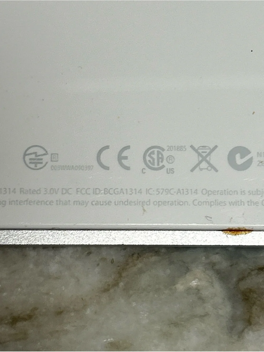 Genuine Apple Wireless Keyboard with Bluetooth A1314 MC184LL/A Silver